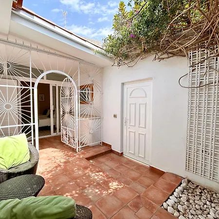 Apartment Penthouse Of Ocean Views Los Cristianos (Tenerife)